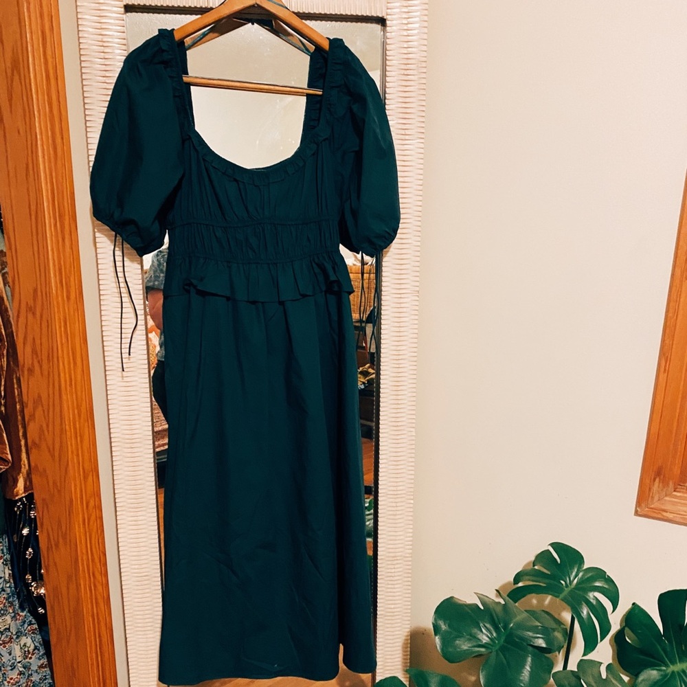 Moodie Ruched Midi Dress